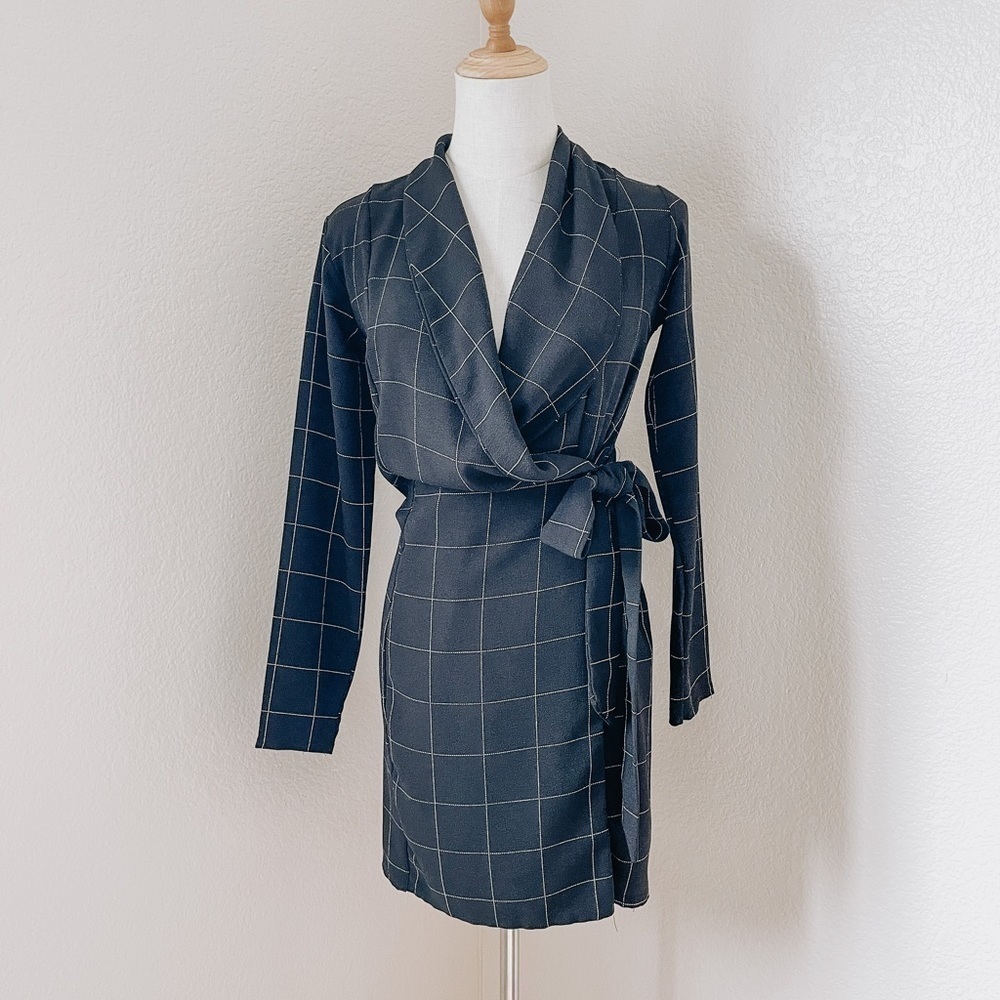 BIN#13 - Small Pretty Little Thing Wrap Dress